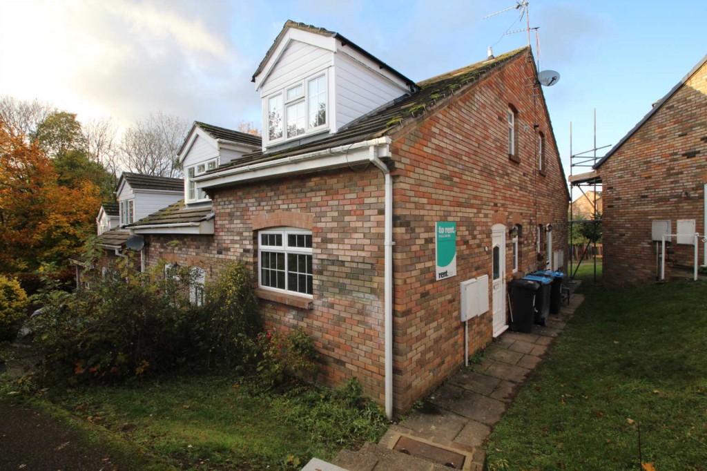 Images for Grove Gardens, Tring, Hertfordshire EAID:877454123 BID:RHH