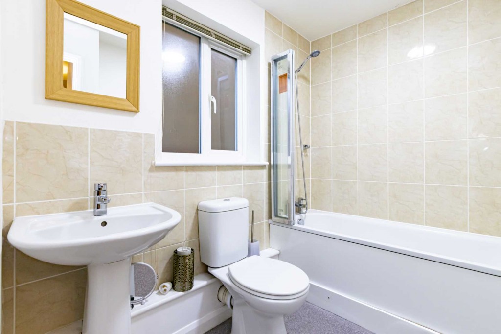 Images for Halwick Close, Hemel Hempstead, Hertfordshire EAID:877454123 BID:RHH
