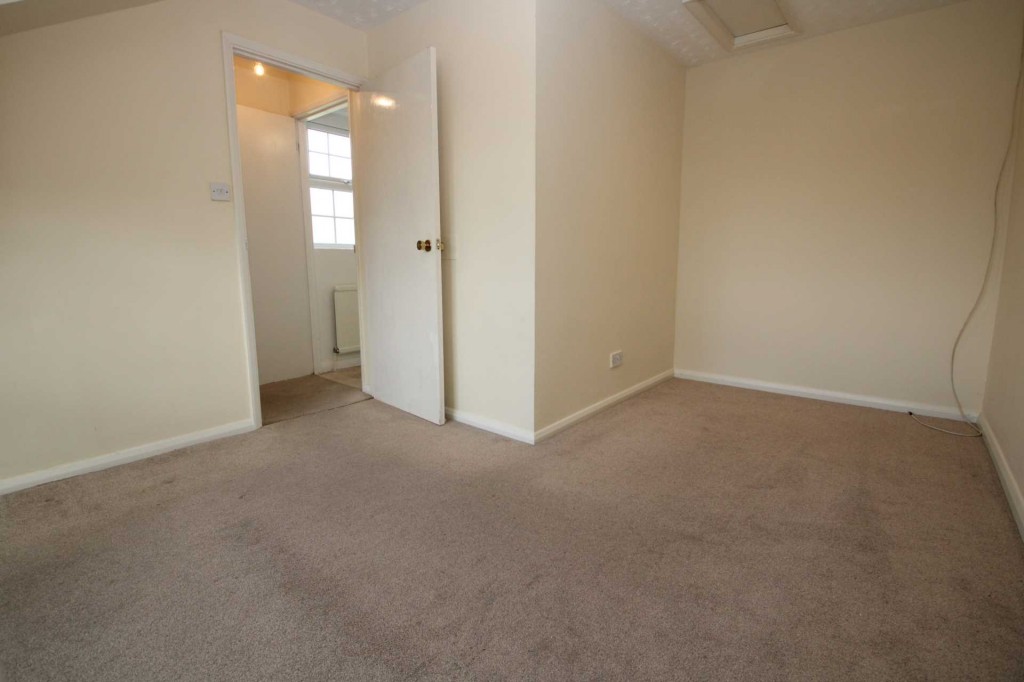 Images for Grove Gardens, Tring, Hertfordshire EAID:877454123 BID:RHH