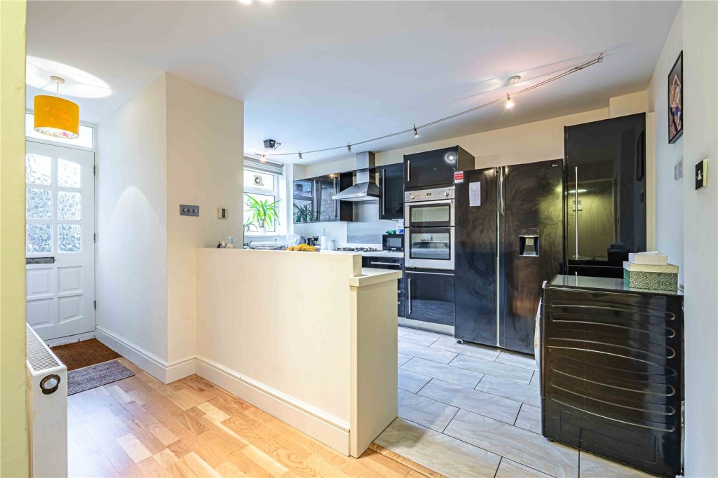 Images for Lincoln Court, Berkhamsted, Hertfordshire EAID:877454123 BID:RHH