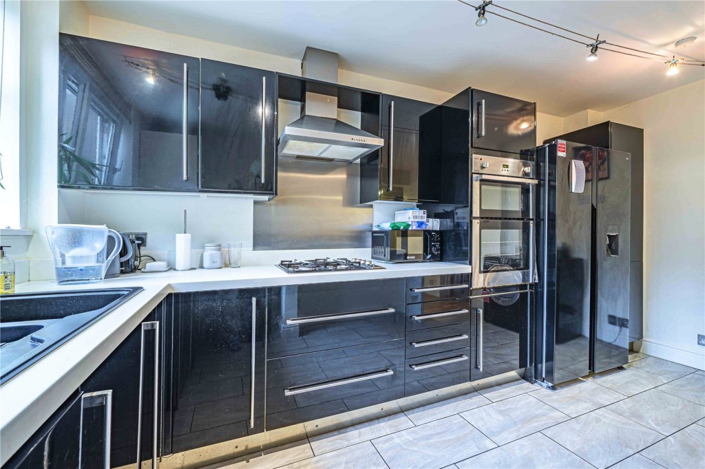 Images for Lincoln Court, Berkhamsted, Hertfordshire EAID:877454123 BID:RHH