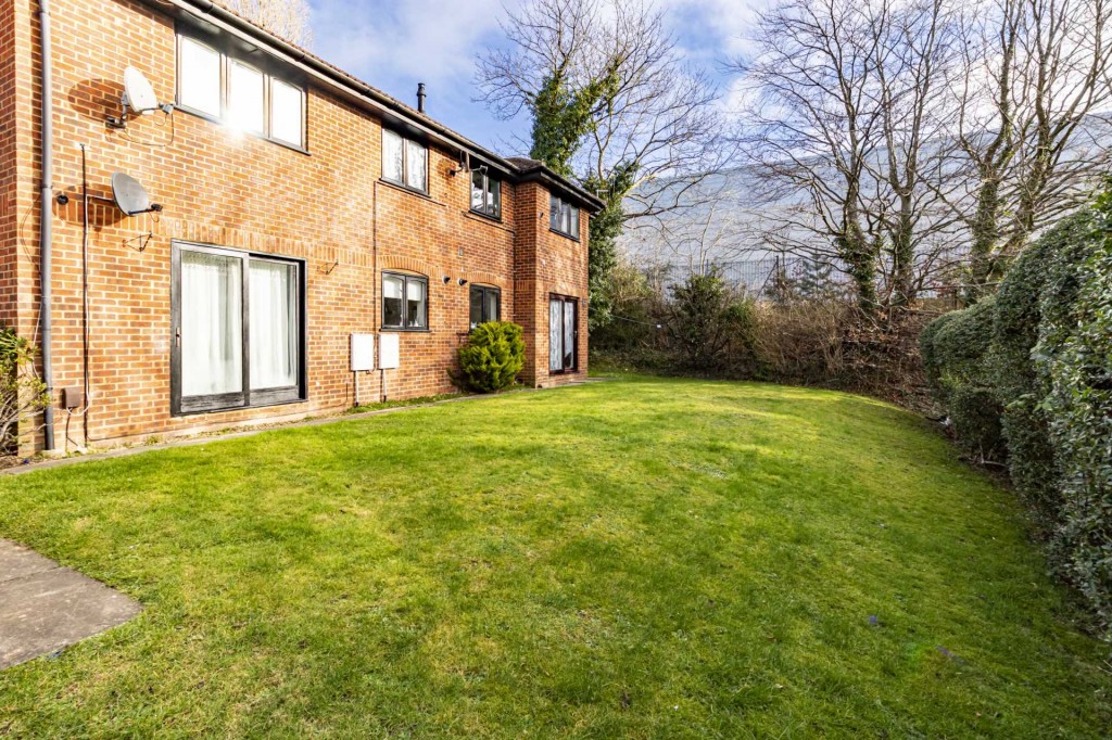 Images for Holme Place, Hemel Hempstead, Hertfordshire EAID:877454123 BID:RHH