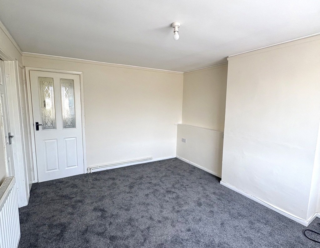 Images for School Row, Hemel Hempstead, Hertfordshire EAID:877454123 BID:RHH