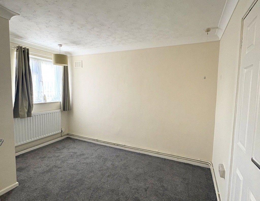 Images for School Row, Hemel Hempstead, Hertfordshire EAID:877454123 BID:RHH