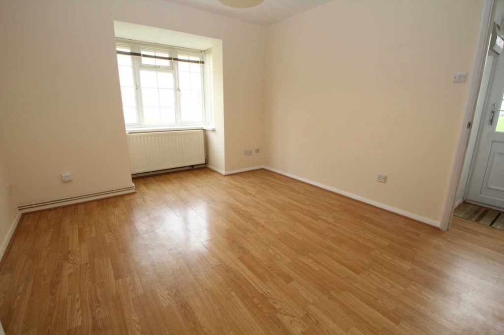 Images for Thistle Close, Hemel Hempstead, Hertfordshire EAID:877454123 BID:RHH