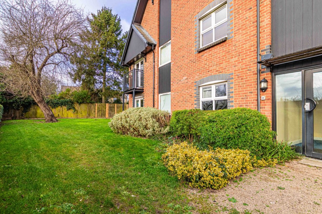 Images for The Wharf, Leighton Buzzard, Buckinghamshire EAID:877454123 BID:RHH