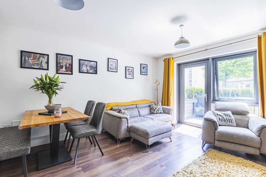 Images for K D Plaza, Cotterells, Hemel Hempstead, Hertfordshire EAID:877454123 BID:RHH