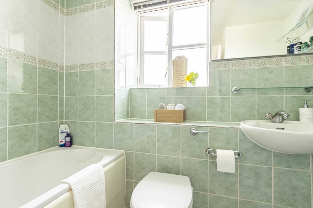 Images for Dickinson Quay, Hemel Hempstead, Hertfordshire EAID:877454123 BID:RHH
