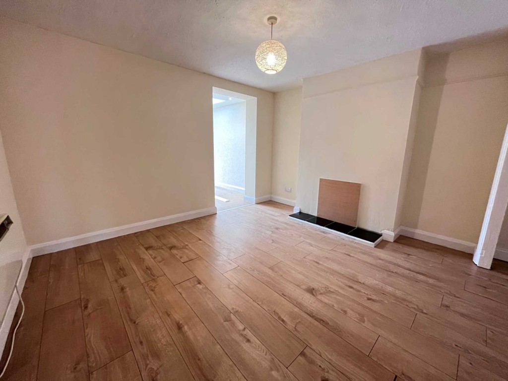 Images for Cowper Road, Hemel Hempstead, Hertfordshire EAID:877454123 BID:RHH