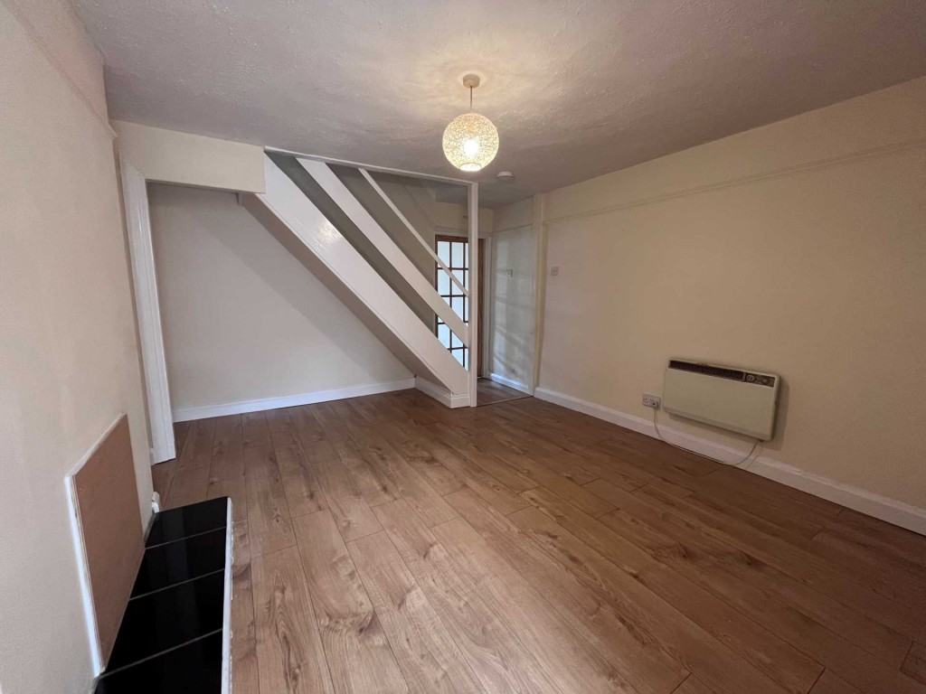 Images for Cowper Road, Hemel Hempstead, Hertfordshire EAID:877454123 BID:RHH