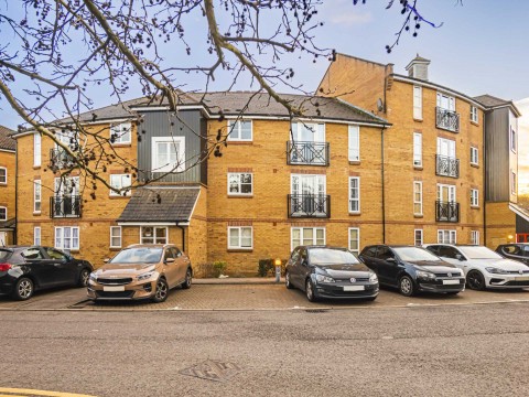 Imperial Way, Hemel Hempstead, Hertfordshire