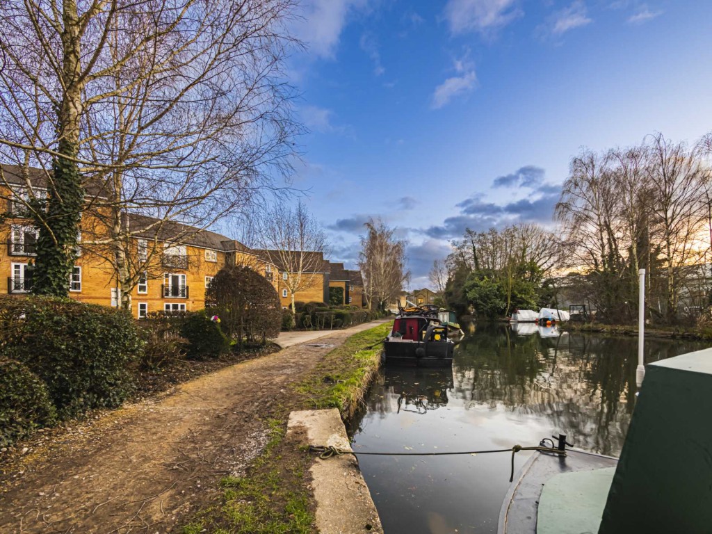 Images for Imperial Way, Hemel Hempstead, Hertfordshire EAID:877454123 BID:RHH