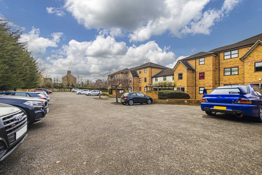 Images for Station Road, Kings Langley, Hertfordshire EAID:877454123 BID:RHH