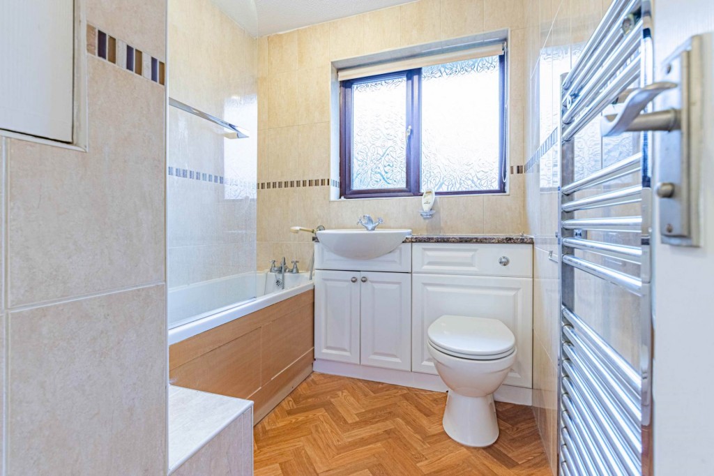 Images for Hunters Oak, Hemel Hempstead, Hertfordshire EAID:877454123 BID:RHH