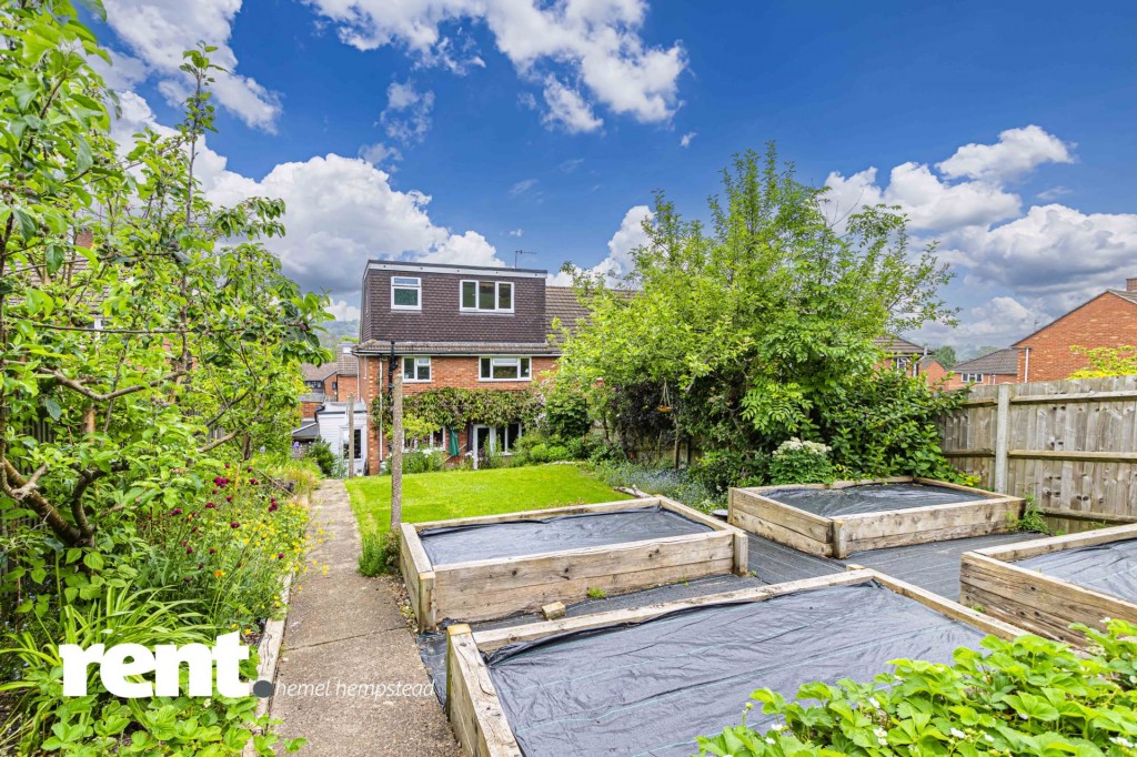 Images for Chaucer Close, Berkhamsted, Hertfordshire EAID:877454123 BID:RHH