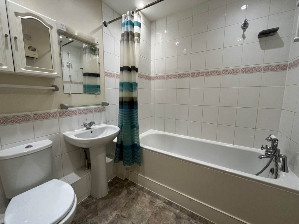 Images for London Road, Hemel Hempstead, Hertfordshire EAID:877454123 BID:RHH