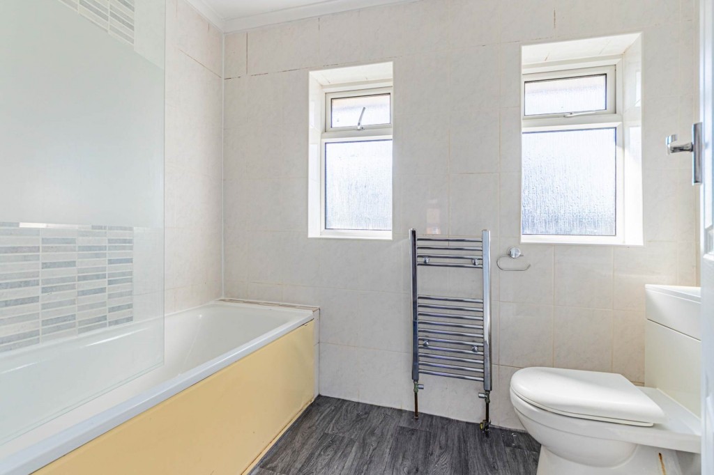 Images for Hawthorn Lane, Hemel Hempstead, Hertfordshire EAID:877454123 BID:RHH