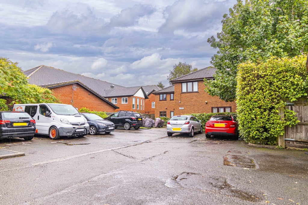 Images for Great Road, Hemel Hempstead, Hertfordshire EAID:877454123 BID:RHH