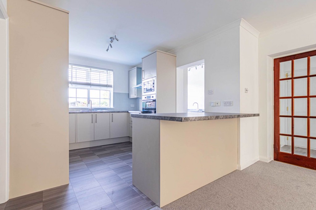 Images for Wigginton, Tring, Hertfordshire EAID:877454123 BID:RHH