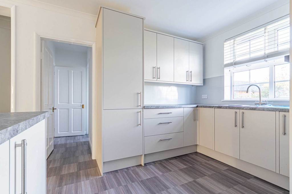 Images for Wigginton, Tring, Hertfordshire EAID:877454123 BID:RHH