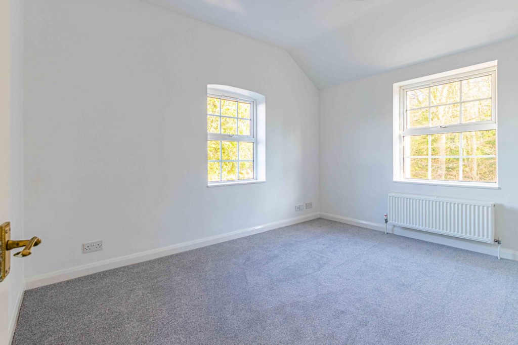 Images for Wigginton, Tring, Hertfordshire EAID:877454123 BID:RHH