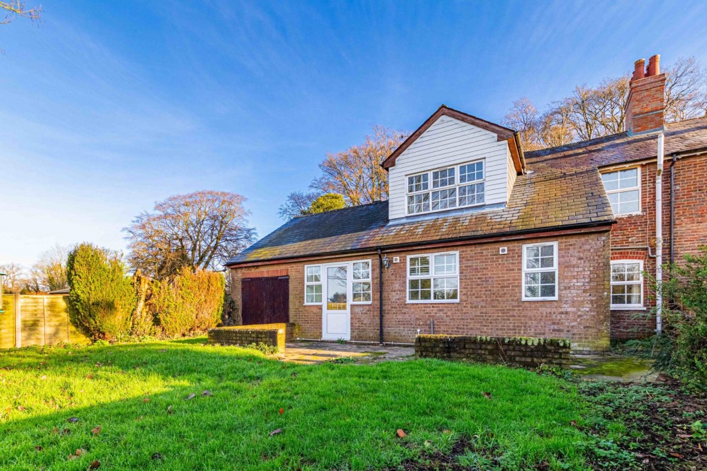 Images for Wigginton, Tring, Hertfordshire EAID:877454123 BID:RHH