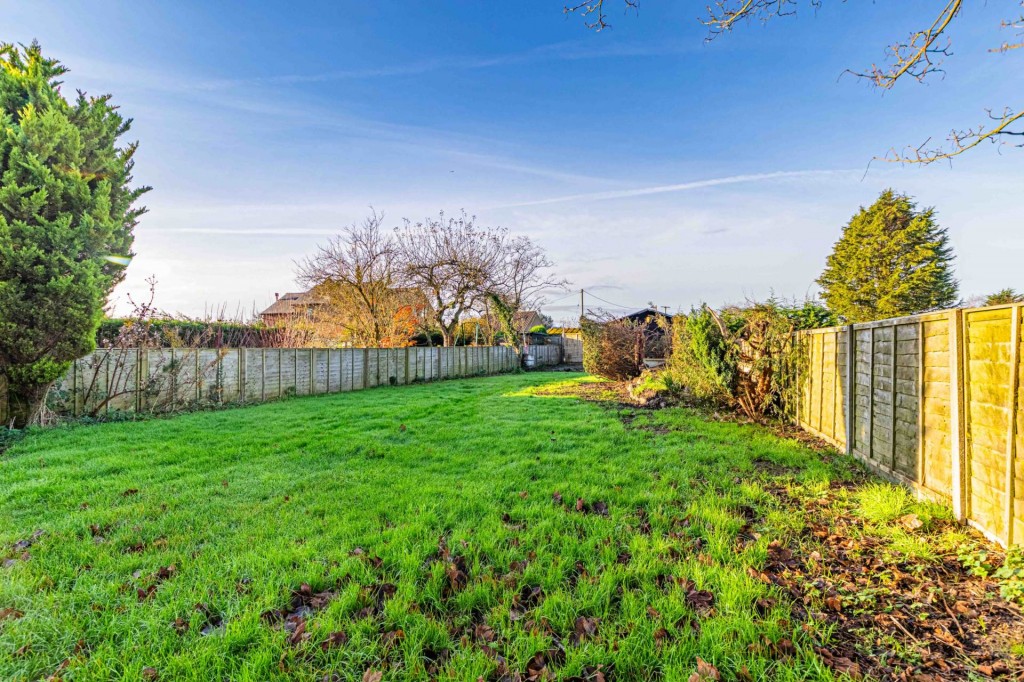 Images for Wigginton, Tring, Hertfordshire EAID:877454123 BID:RHH