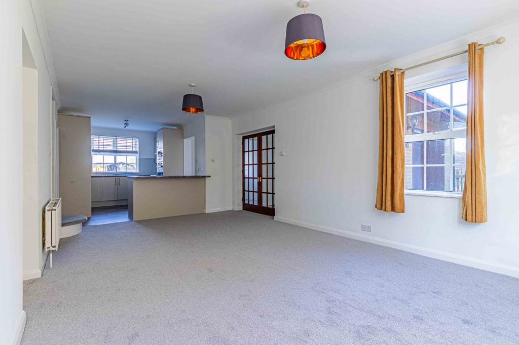 Images for Wigginton, Tring, Hertfordshire EAID:877454123 BID:RHH