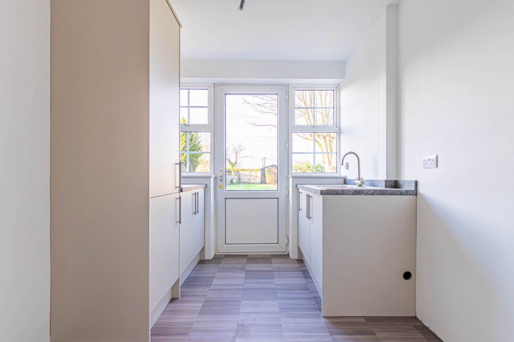 Images for Wigginton, Tring, Hertfordshire EAID:877454123 BID:RHH