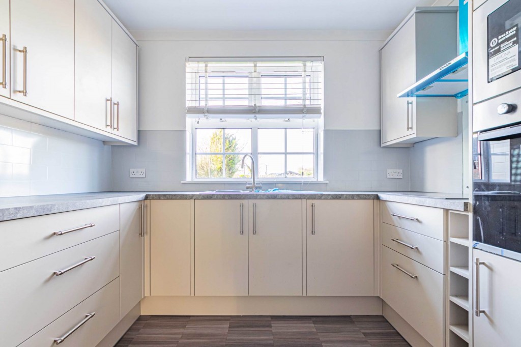 Images for Wigginton, Tring, Hertfordshire EAID:877454123 BID:RHH
