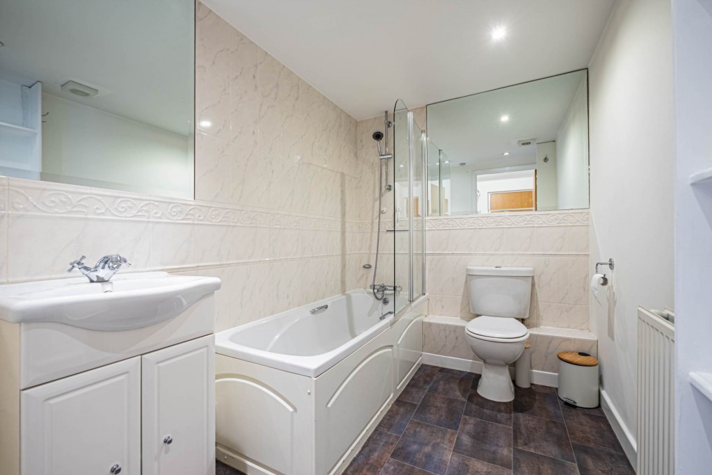 Images for Bury Road, Hemel Hempstead, Hertfordshire EAID:877454123 BID:RHH