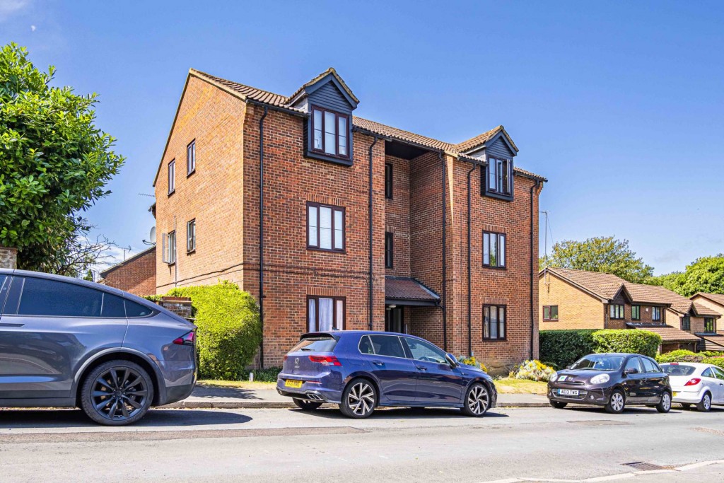 Images for Half Moon Meadow, Hemel Hempstead, Hertfordshire EAID:877454123 BID:RHH