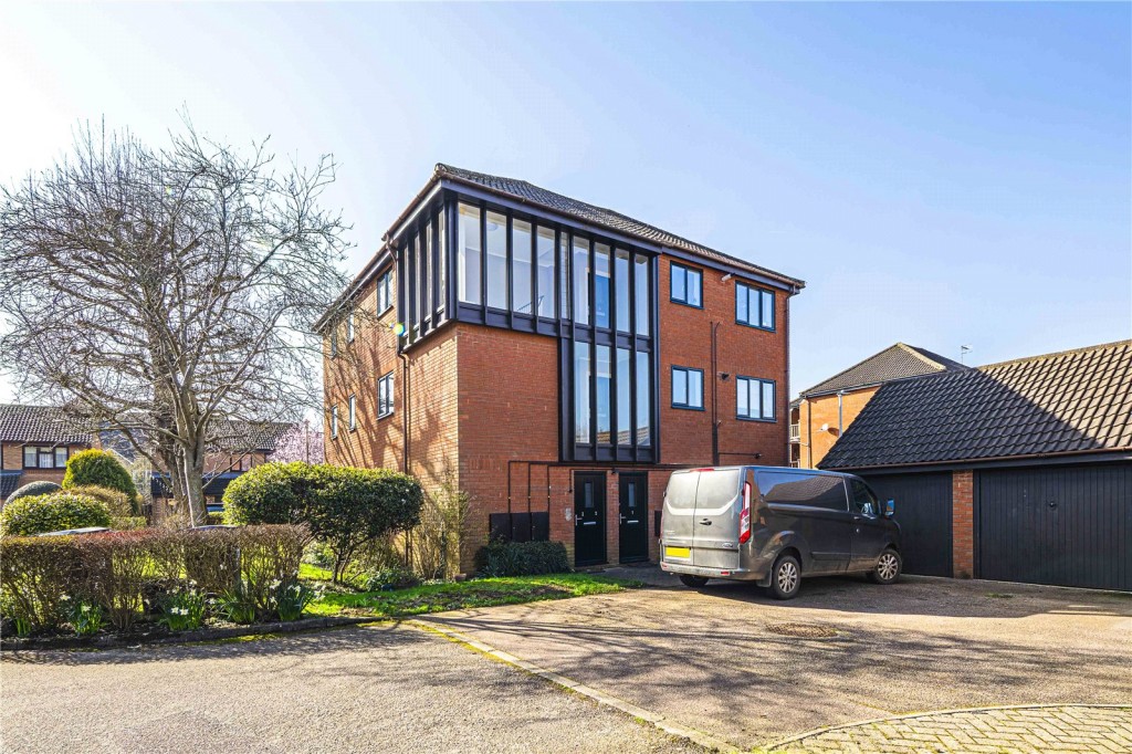 Images for Tweed Close, Berkhamsted, Hertfordshire EAID:877454123 BID:RHH