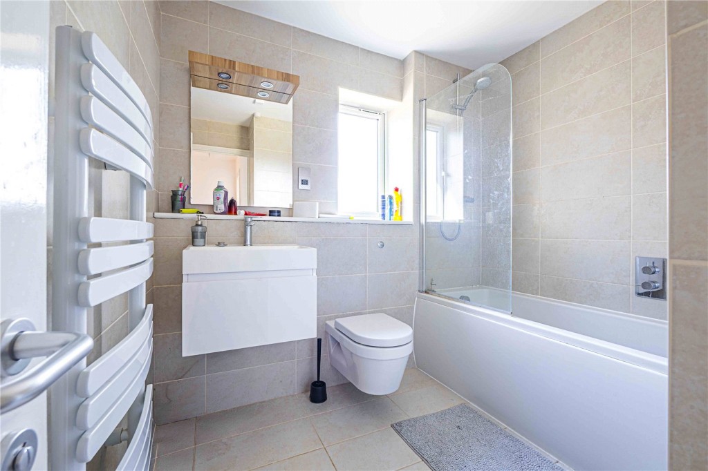 Images for Tweed Close, Berkhamsted, Hertfordshire EAID:877454123 BID:RHH