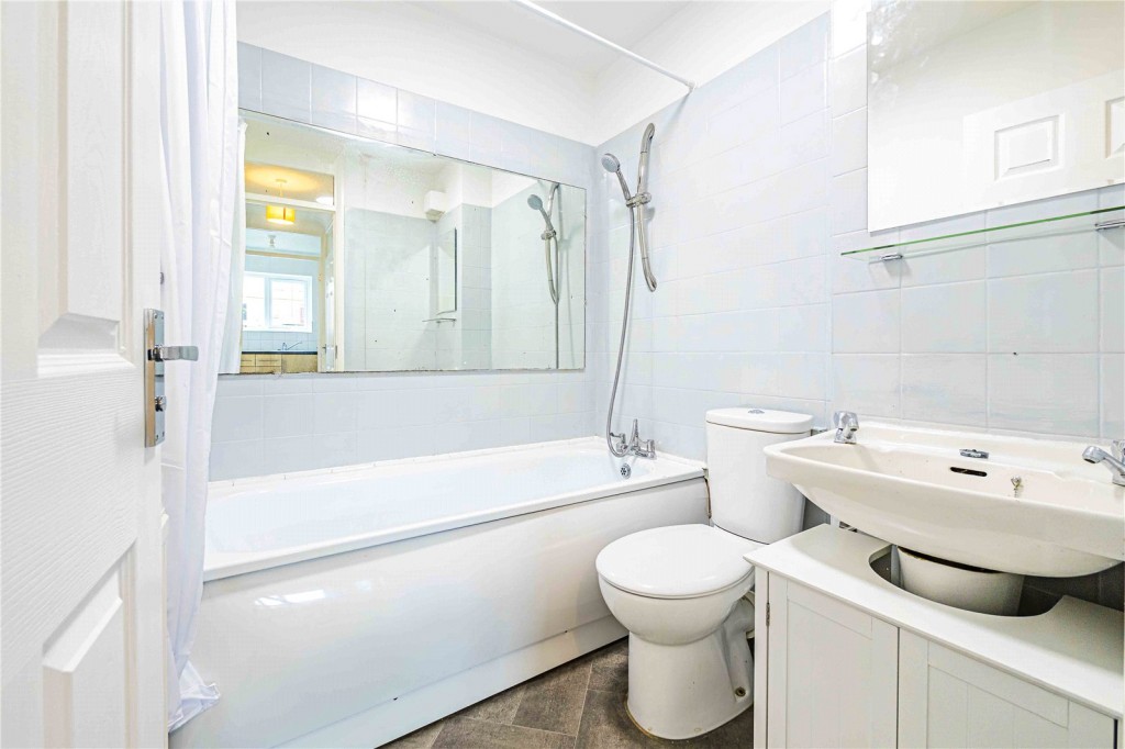 Images for Lawn Lane, Hemel Hempstead, Hertfordshire EAID:877454123 BID:RHH