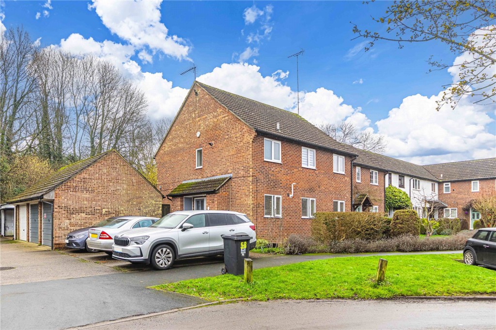 Images for Bovingdon, Hemel Hempstead, Hertfordshire EAID:877454123 BID:RHH