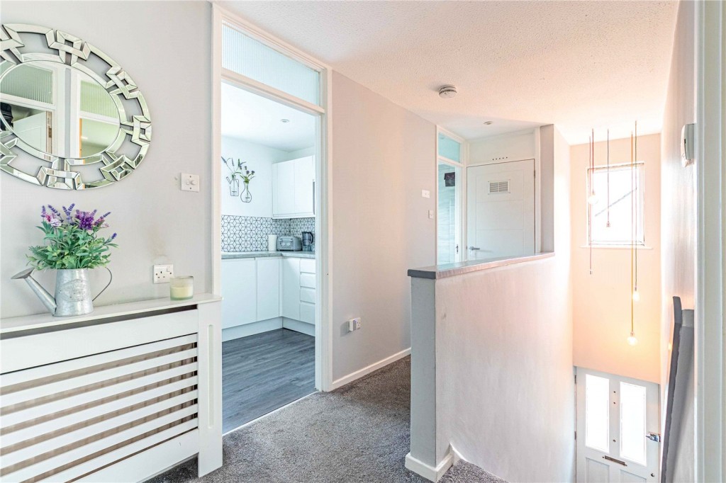 Images for Bovingdon, Hemel Hempstead, Hertfordshire EAID:877454123 BID:RHH