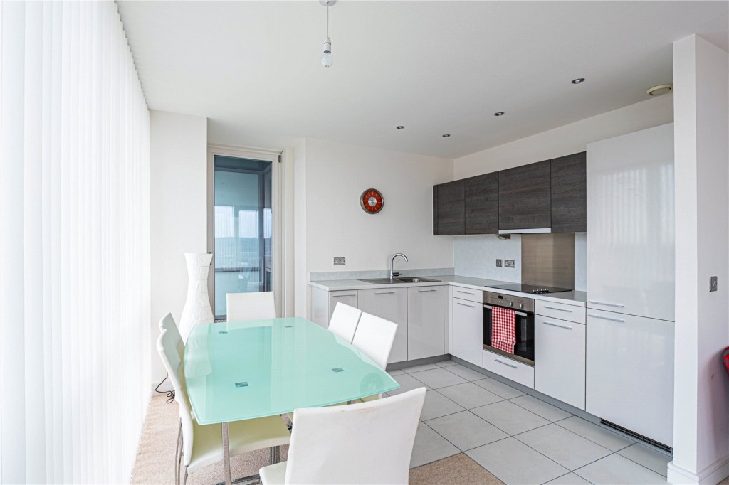 Images for Hemel Hempstead, Hertfordshire EAID:877454123 BID:RHH