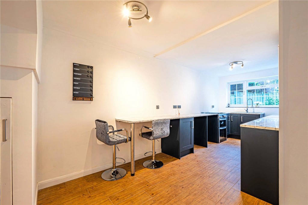 Images for Bovingdon, Hemel Hempstead, Hertfordshire EAID:877454123 BID:RHH