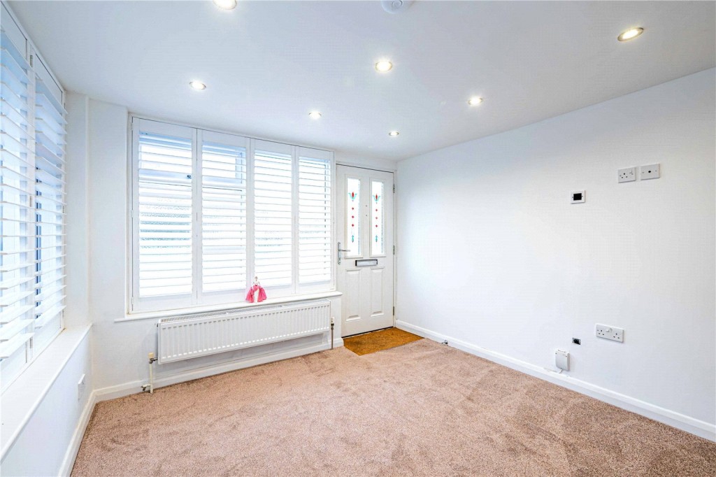 Images for Bovingdon, Hemel Hempstead, Hertfordshire EAID:877454123 BID:RHH