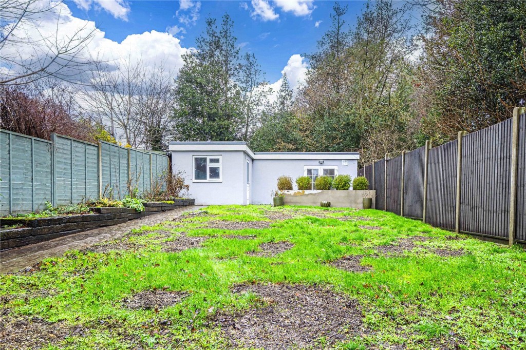 Images for Bovingdon, Hemel Hempstead, Hertfordshire EAID:877454123 BID:RHH