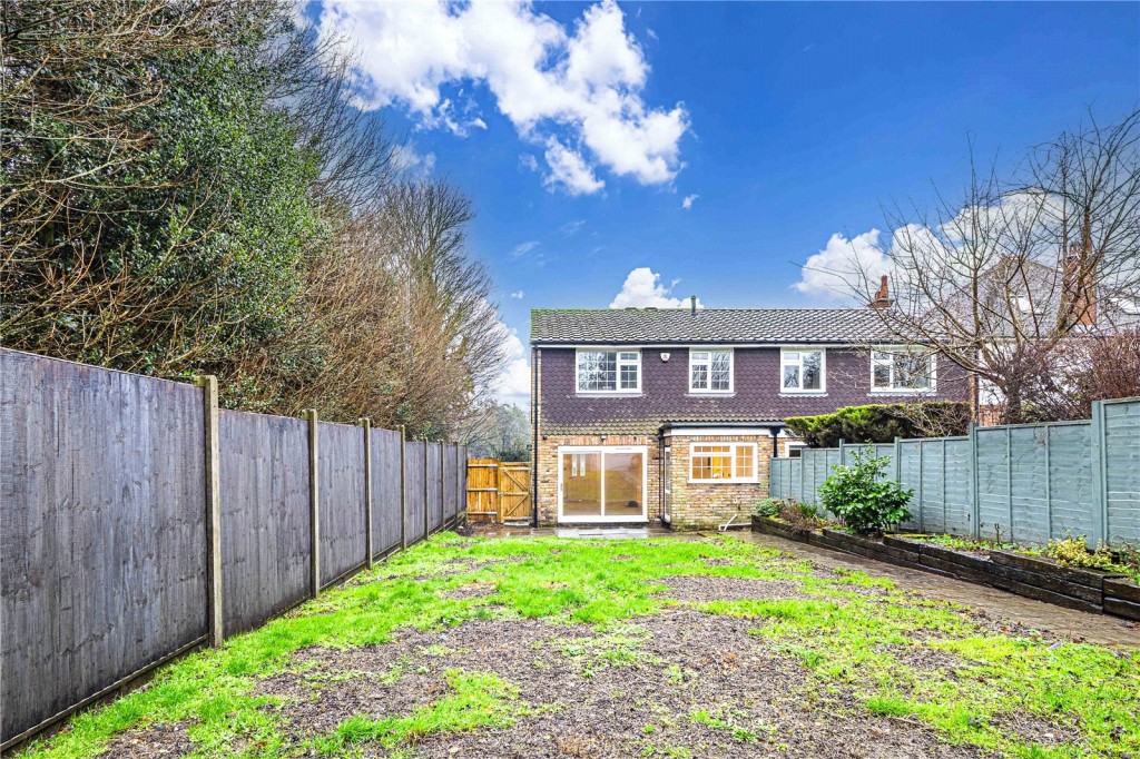 Images for Bovingdon, Hemel Hempstead, Hertfordshire EAID:877454123 BID:RHH