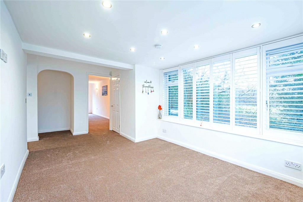 Images for Bovingdon, Hemel Hempstead, Hertfordshire EAID:877454123 BID:RHH