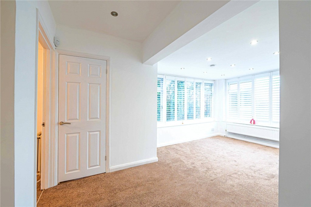 Images for Bovingdon, Hemel Hempstead, Hertfordshire EAID:877454123 BID:RHH